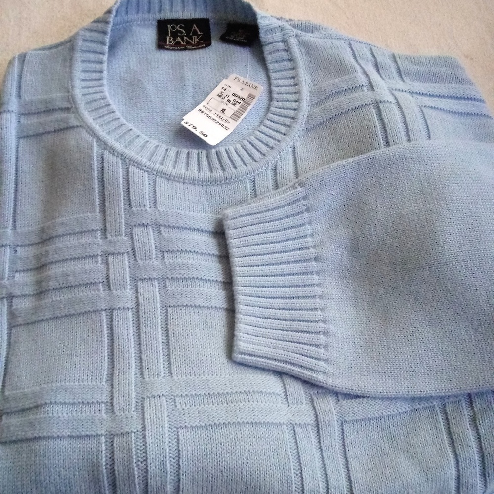 NWT Men's Jos A Bank Light Blue Sweater Size XL